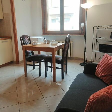 Apartment In Front Of The Train Station! Firenze Eksteriør billede