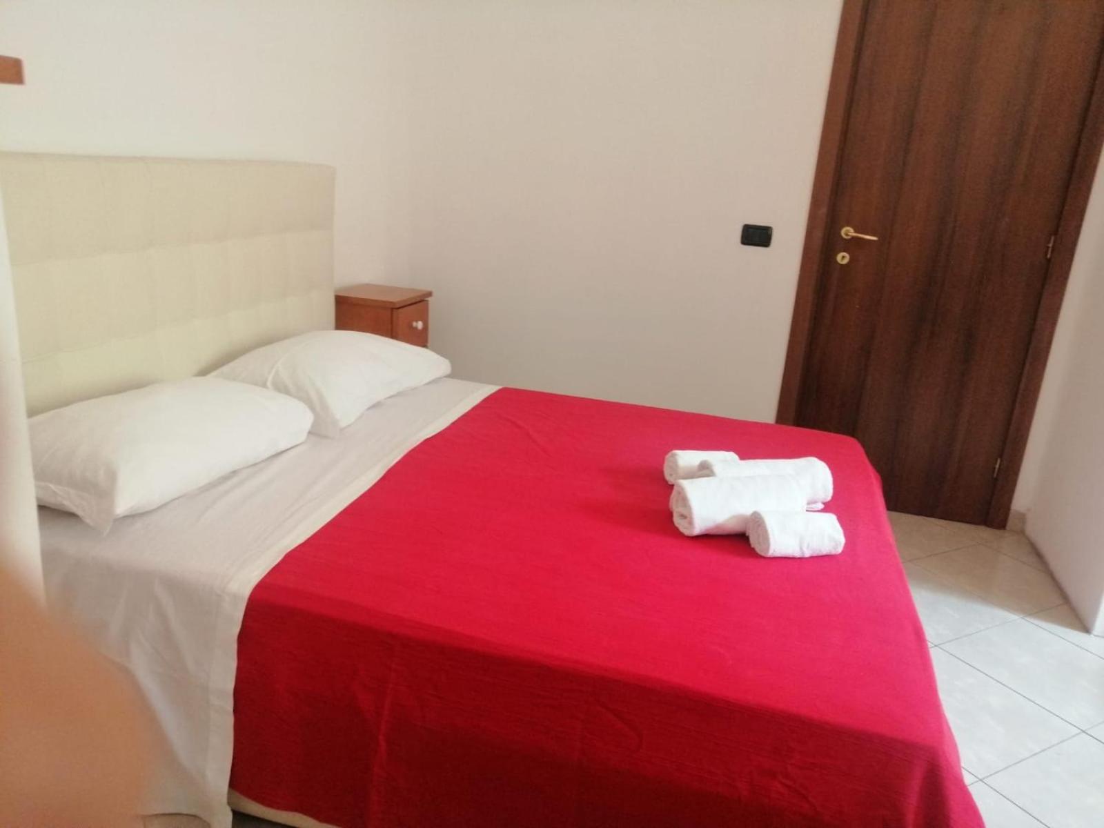 Apartment In Front Of The Train Station! Firenze Eksteriør billede